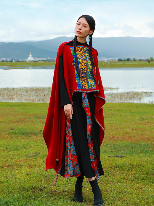 洗铅华刺绣外套| 多样穿搭设计 | 含羊毛巨保暖 | 现货加急发 商品图1