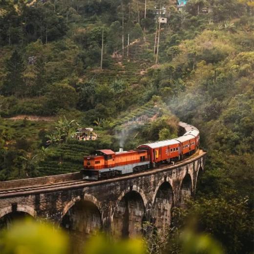 【海岛度假·斯里兰卡+马尔代夫】双国之旅8天6晚·2人成团（打卡斯里兰卡世界遗产：狮子岩+圣城康提+佛牙寺+加勒古堡+欣赏高跷钓鱼+《千与千寻》海滨小火车，马尔代夫海岛度假+入住水上别墅屋） 商品图2