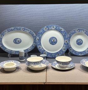 景德镇陶瓷 国瓷红叶 58头蓝锦百合