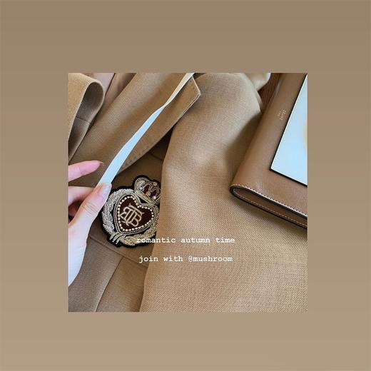 金蘑菇菇 纽约故事 / 2WAYs！假两件连帽短外套洋气学院小西装 商品图5