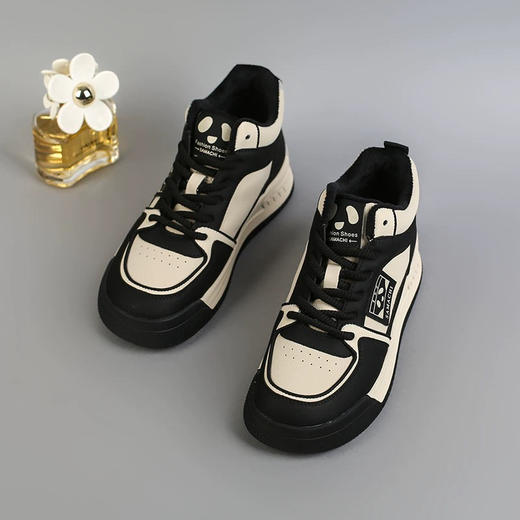 康珊高帮女鞋冬季加绒保暖厚底真皮青年黑白熊猫鞋女款休闲鞋 商品图0