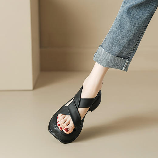 厚底凉鞋女夏季显白绿色罗马鞋软底百搭交叉带松糕鞋沙滩鞋子 商品图3