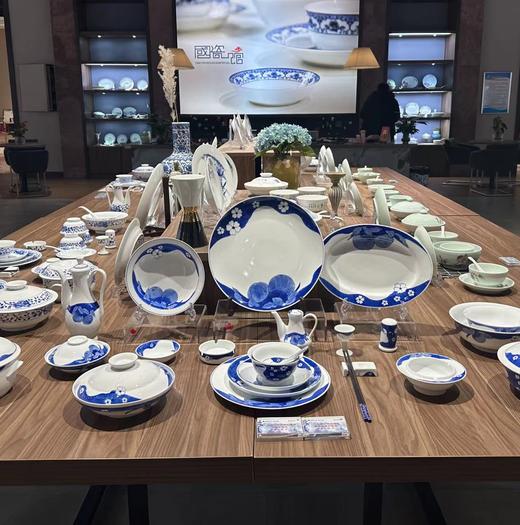 景德镇陶瓷 国瓷红叶 事事如意手绘中餐具 商品图0