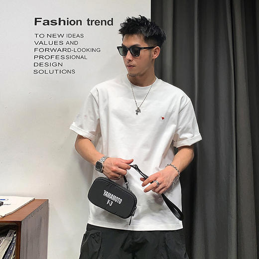 徐太浪美式复古纯色短袖t恤男简约百搭爱心刺绣夏季潮流半袖体恤 商品图2