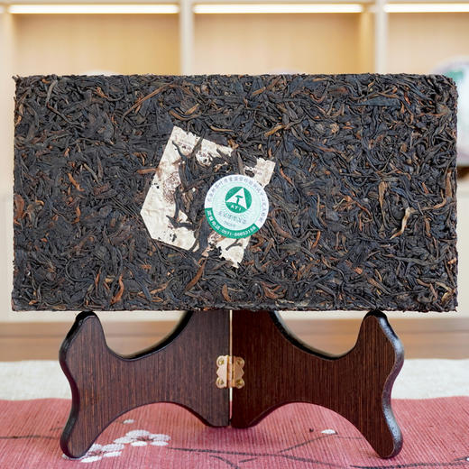 2006年勐库戎氏乔木王砖普洱生茶 1000克一片大砖 真品干仓高性价比好生茶 勐库戎氏经典茶 顶流高货系列 商品图8