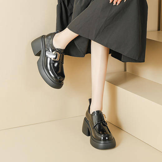 精致英伦风厚底小皮鞋女2025春季新款高跟乐福鞋黑色玛丽珍单鞋女 商品图1