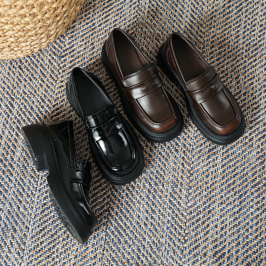 乐福鞋女2025春季新款复古甜酷风一脚蹬单鞋女圆头擦色粗跟小皮鞋 商品图0