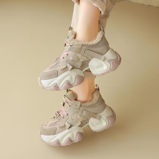 品质好货 | Safiya/索菲娅2023秋冬炸街网红小众加绒保暖增高老爹鞋 SF34112739 商品图4