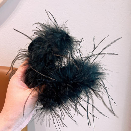 【张予曦同款】鲨鱼夹秋冬款羽毛抓夹高端感鸵鸟毛发夹后脑勺毛毛发抓超仙头饰 商品图2