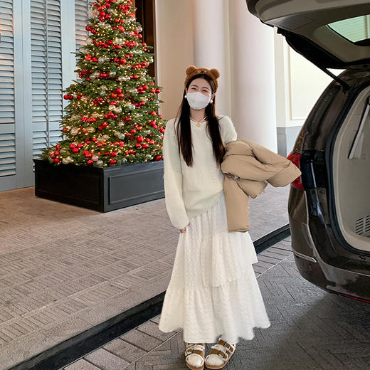 <曾小咸推荐>【秀场日记】杏色毛衣+杏色半裙 商品图2