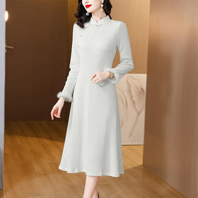 AHM-1606新中式国风改良旗袍连衣裙女2023冬季新款时尚优雅白色针织打底裙