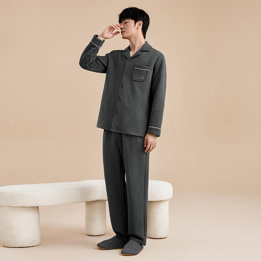 康妮雅男式长袖长裤开襟套装 商品图1