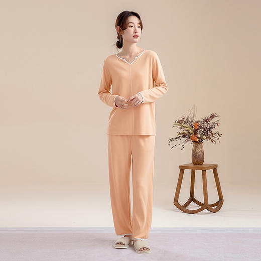 康妮雅女式长袖长裤套头套装 商品图1