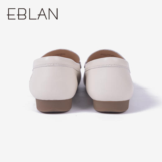 伊伴单鞋B24110502 商品图3