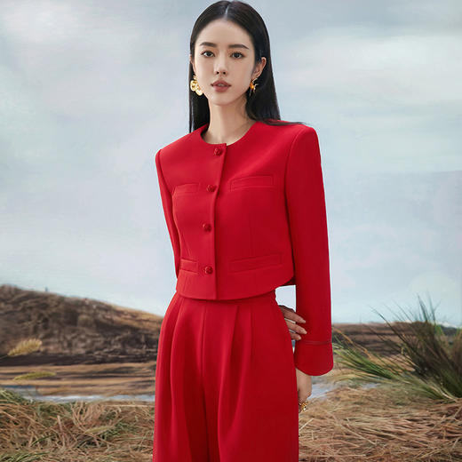 IWY/新中式国风红色复古盘扣西装外套女设计感短款小西服上衣潮FYC240+FYP241+FYB254 商品图2