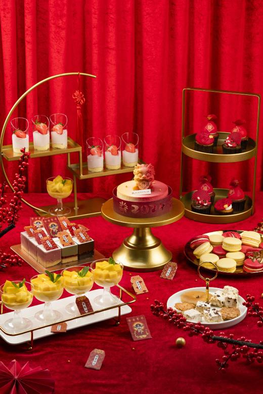 【跨年商务茶歇A】30-50人份丨商务会议、企业接待、活动沙龙丨含摆台、主题蛋糕、精致小件甜品、支装饮品、单人份水果杯 商品图0