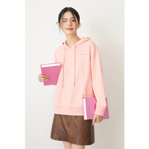 【严选】诗凡黎春精致小字母刺绣图案合身版连帽卫衣SF1200231 商品图4