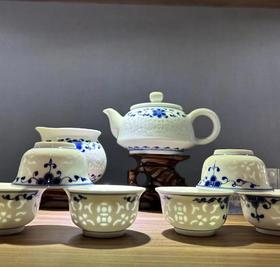 景德镇陶瓷 国瓷红叶 8头青花手绘招cai进宝茶具