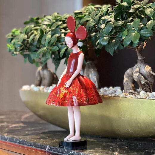 冯令刚《花髹》然女孩 商品图0