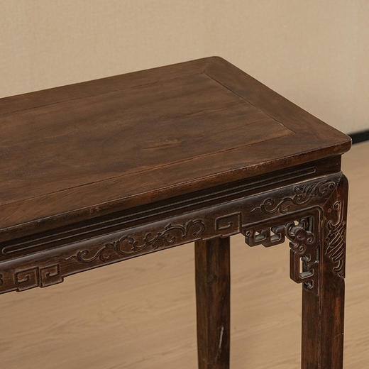 清中期 红木束腰马蹄腿花卉纹条桌 商品图3