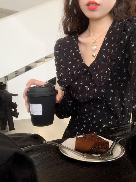 <曾小咸推荐>  娃娃领黑色碎花连衣裙  商品图4