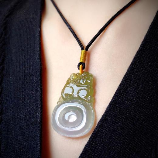 翡翠“貔貅招财进宝牌”挂件 商品图1