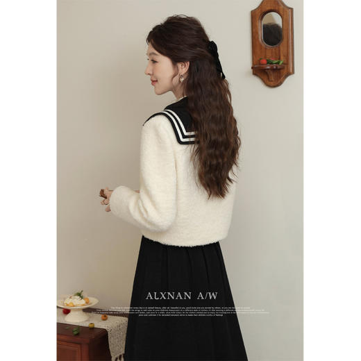 鹿向南《又见罗马》翻领修身百搭短外套秋法式设计感上衣LXN32693 商品图4