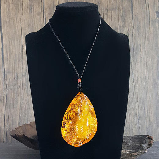 【天然正品】天然收藏级无杂裂龙女造型琥珀吊坠项链、手把件98.0*62.7*23.4MM（皆取最大值） 041223NJ34 商品图4