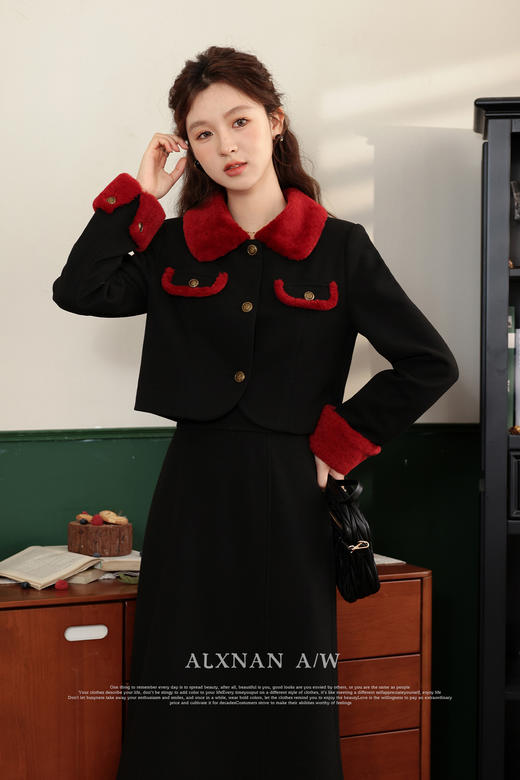 鹿向南《沙伦玫瑰》温柔通勤时尚女秋冬修身半身裙LXN32805BQ 商品图4