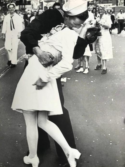 吻：艺术图集 约200幅插图 精装大16开 商品图14