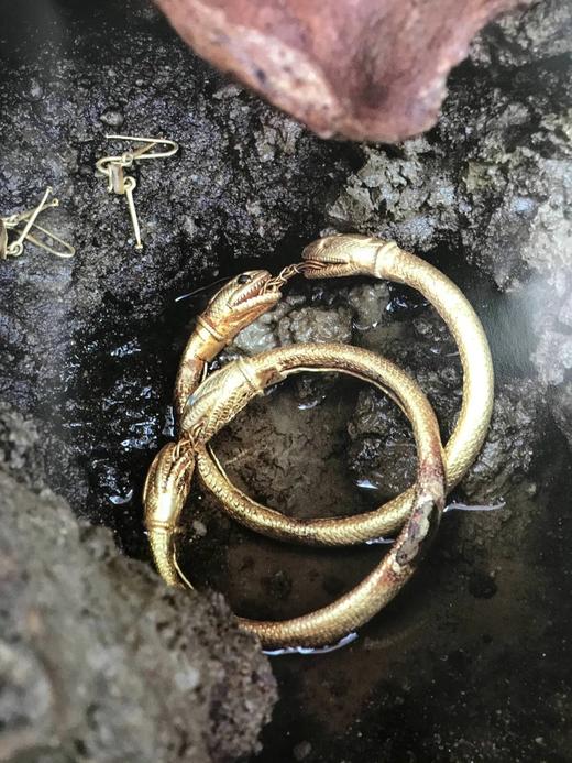 美国国家地理学会百年探索与发现（1994） 406幅插图（290幅彩色） 精装大16开 商品图12