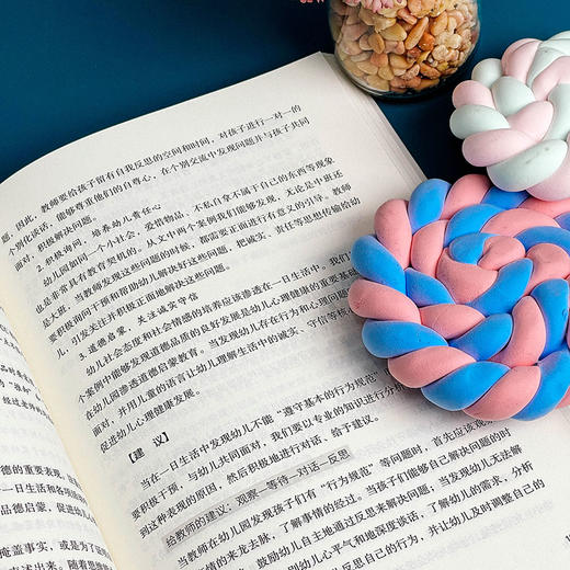 《3-6岁儿童学习与发展指南》案例式解读(第2版) 商品图1