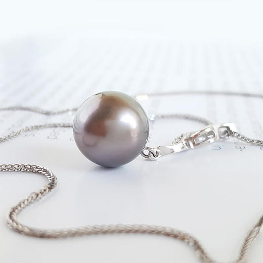 【天然正品】11.6MM大溪地海水珍珠AU750精品白金镶钻吊坠项链吊坠：33.5*11.6*11.6MM 项链：38CM ！131123NJ17 商品图4