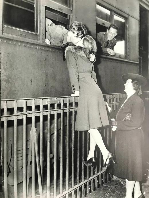 吻：艺术图集 约200幅插图 精装大16开 商品图13