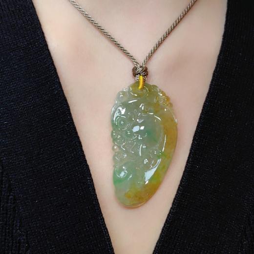 翡翠“鸿运当头龙牌”挂件 商品图3