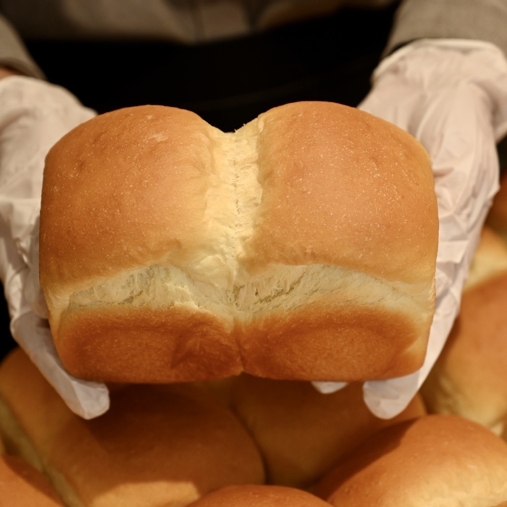 现烤面包—鲜乳盐吐司（原价28上新价16.8，仅限今天12月30日下午四点后到店自提）