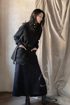 Margaret Howell 黑色双面苏格兰羊毛长马甲