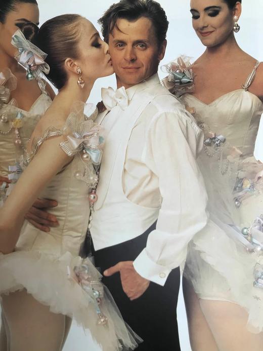 吻：艺术图集 约200幅插图 精装大16开 商品图10