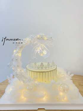 「女士」白月光