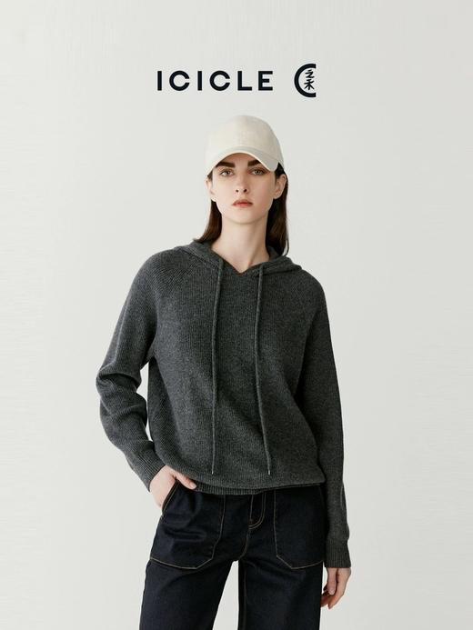 “软黄金”羊绒连帽套衫 手感柔软蓬松，质地轻盈，鱼鳞针法，丰富肌理感 版型偏宽松不挑人 商品图4