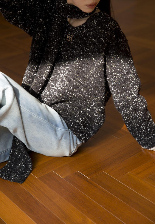 飘带V领毛衣 商品图1