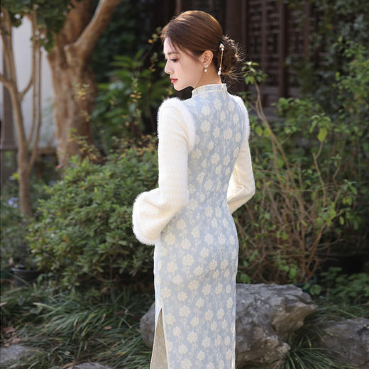 冬款绣花年轻款修身温婉旗袍雪尼尔蕾丝复合加绒超柔MLS6836 商品图3