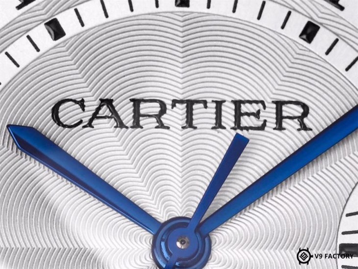 V9卡地亚蓝气球W69009Z3复刻表间金款评测（金色刮花不露白）