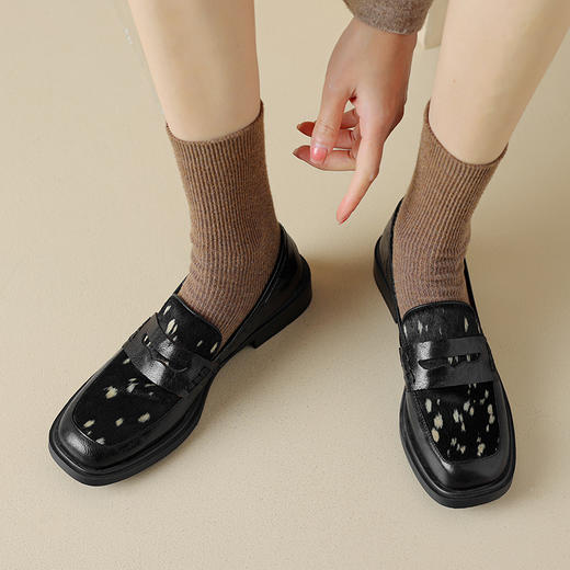 优雅个性，头层羊皮+马毛低跟乐福鞋XCC196 商品图3