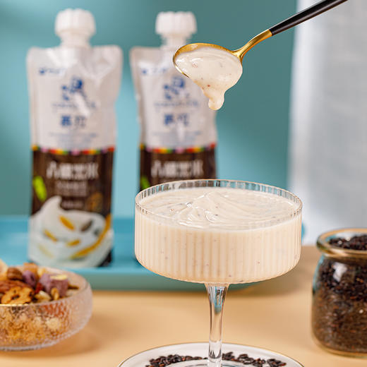 【光明&小西牛】常温100天保质期 自立袋青稞黑米酸奶 160g*10袋 商品图9