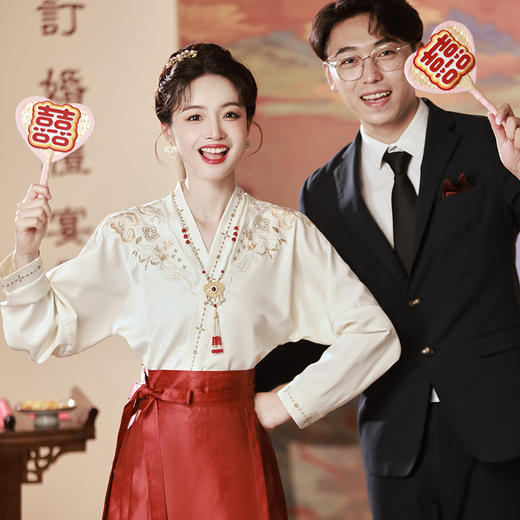 新中式国风汉服敬酒服金红色改良明制马面裙MLS101 商品图1