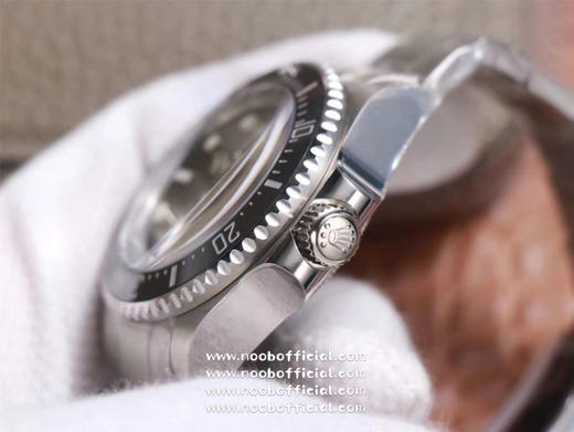 NOOB定制版王炸神器海使型系列m136660-0004黑鬼王：新版鬼王夜明珠相较老款会微微下沉，拆解原装数据，目前独家做到下沉工艺同步正品 整个手表基于正品original 原版开模的复刻版本❕❕❕ 商品图13