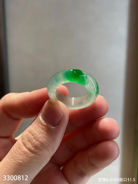 3300812，飘翠扳指。具体价格微信咨询