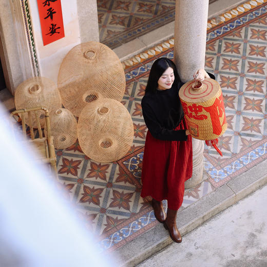 绽放008朵/【年服系列】高领亚麻棉黑红拼色双层宽松棉麻连衣裙 商品图2