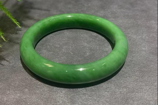 【御珠宫·传承系列】碧玉手镯58.5mm 商品图1
